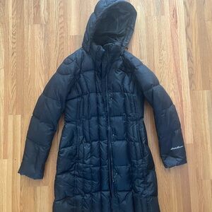 Eddie Bauer Women's Navy Puffer Coat